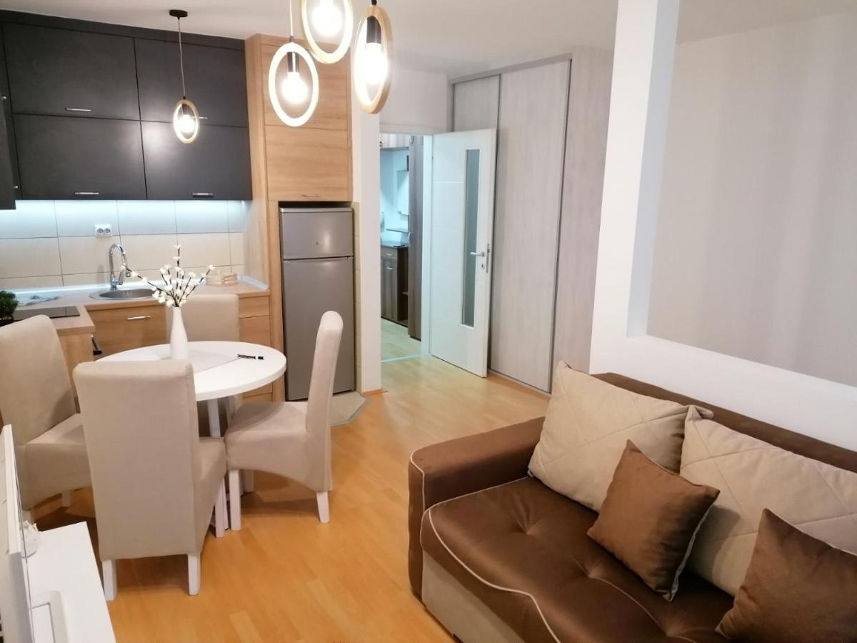 Emili Apartman Jagodina Dış mekan fotoğraf